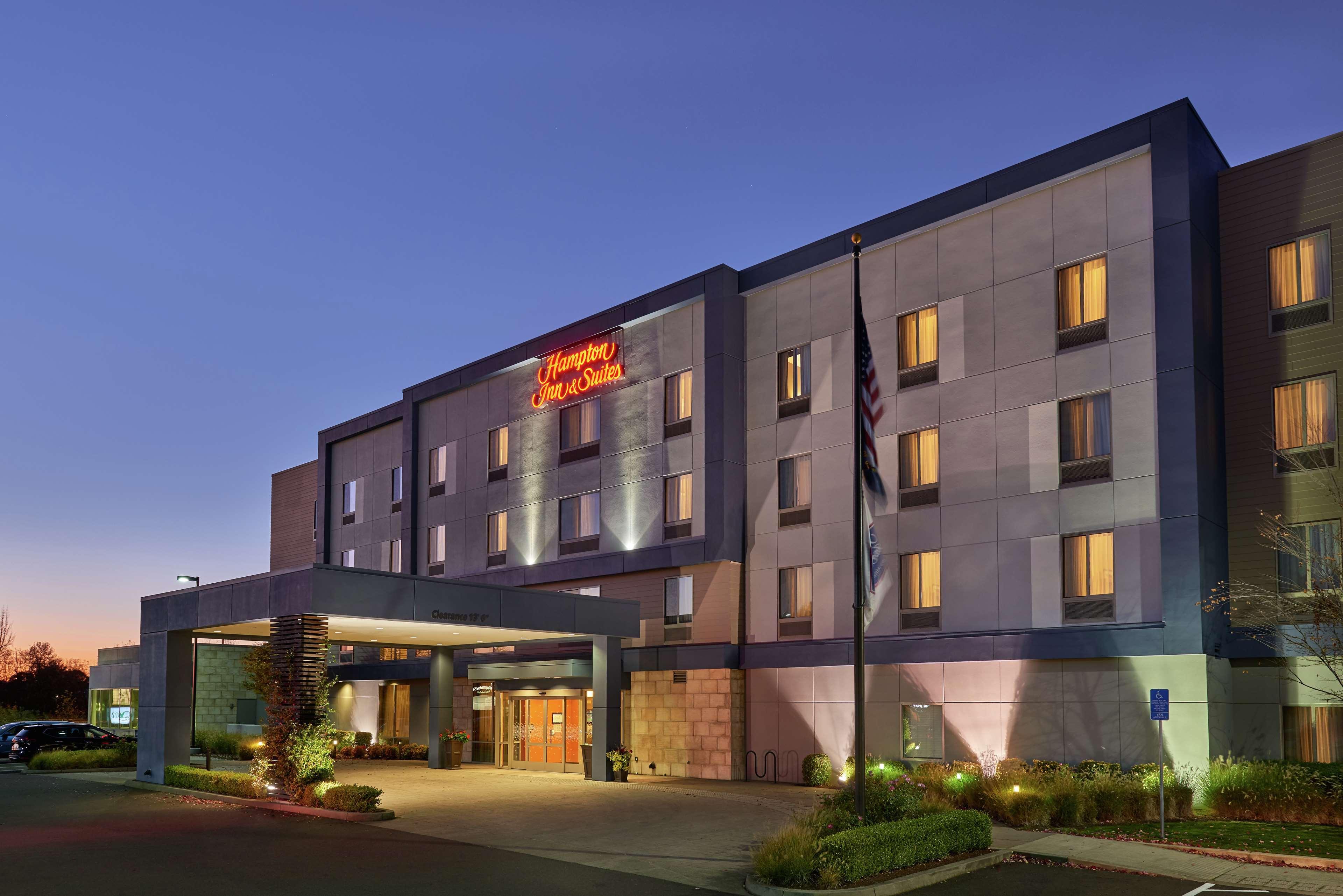 Hampton Inn And Suites Σάλεμ Εξωτερικό φωτογραφία